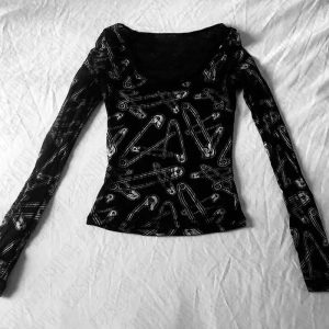 Grunge Safety Pin Long Sleeve Top - Y2K Outfits for Women & Emo Style