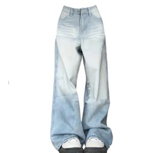 Light Wash Oversized Baggy Jeans - Trendy Y2K Outfits for Women